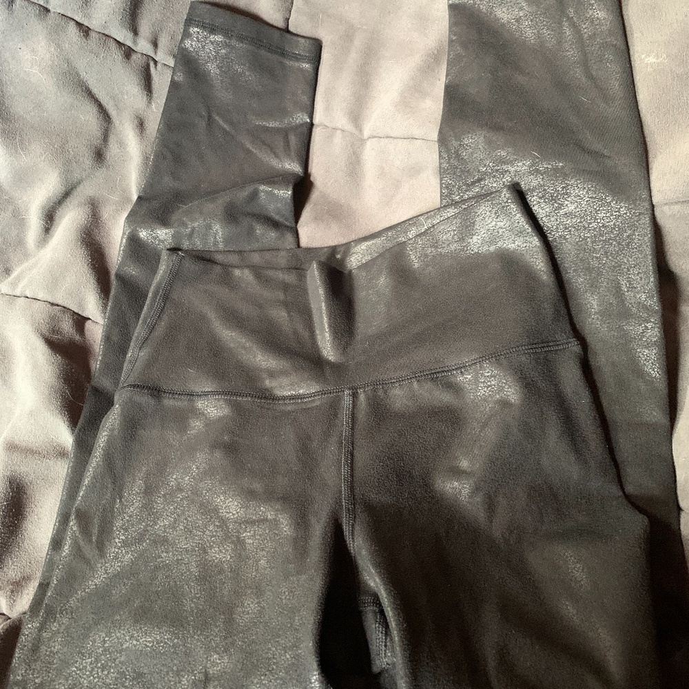 aerie offline “crackle” shiny leggings